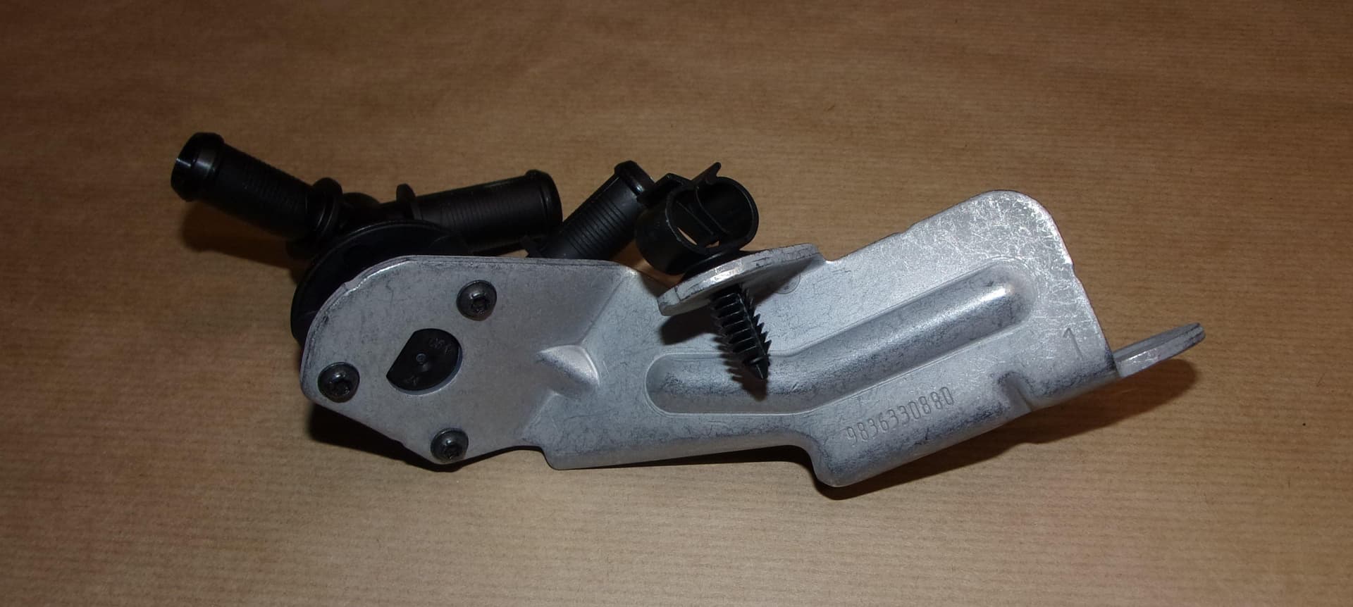 Fäste Vattenpump - Citroën C5 III 1.2THP från Autofrance - bild 3