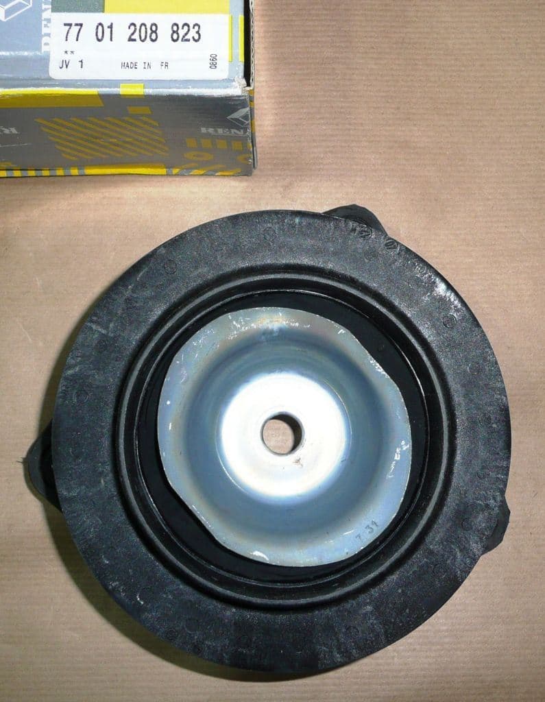 Fjäderbenslagring - Renault Clio III Kpl, Fram från Autofrance