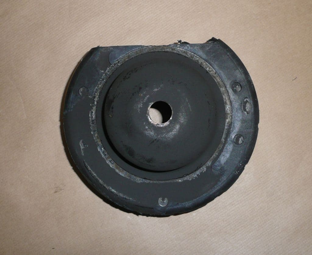 Fjäderbenslagring - Renault Trafic II 01>, Fram från Autofrance - bild 2