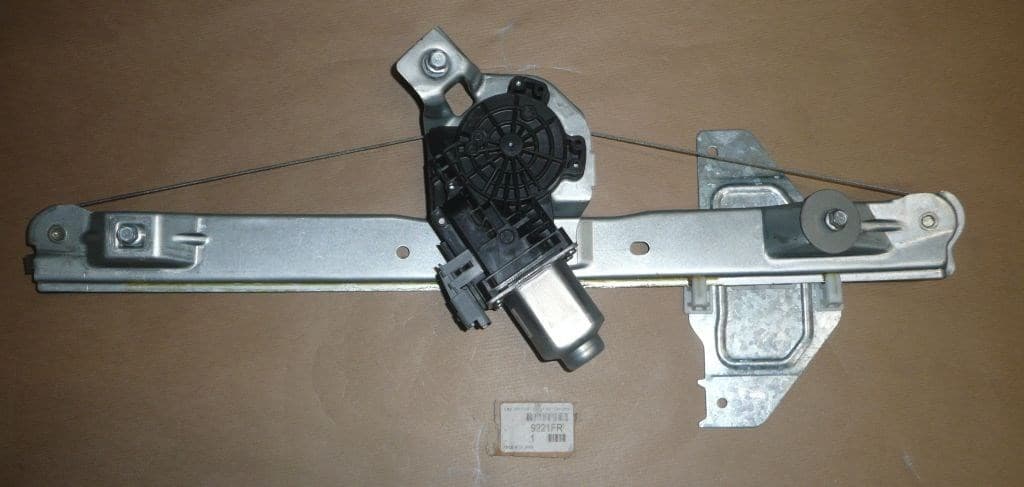 Fönsterhiss Elektrisk - Citroën C3 II fram, Vänster från Autofrance