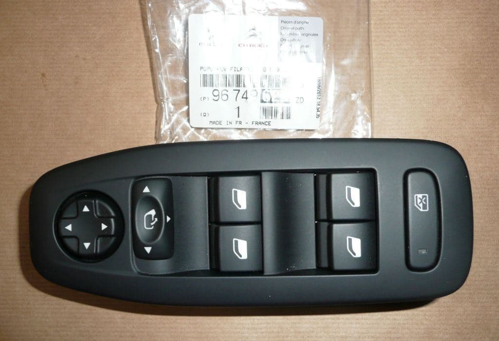 Fönsterhissbrytare - Peugeot 208/2008 från Autofrance