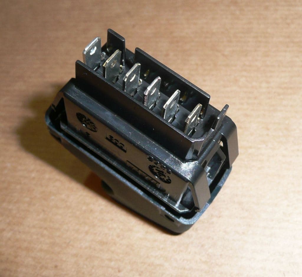 Fönsterhissbrytare - Renault Kangoo 6 Pin från Autofrance - bild 2