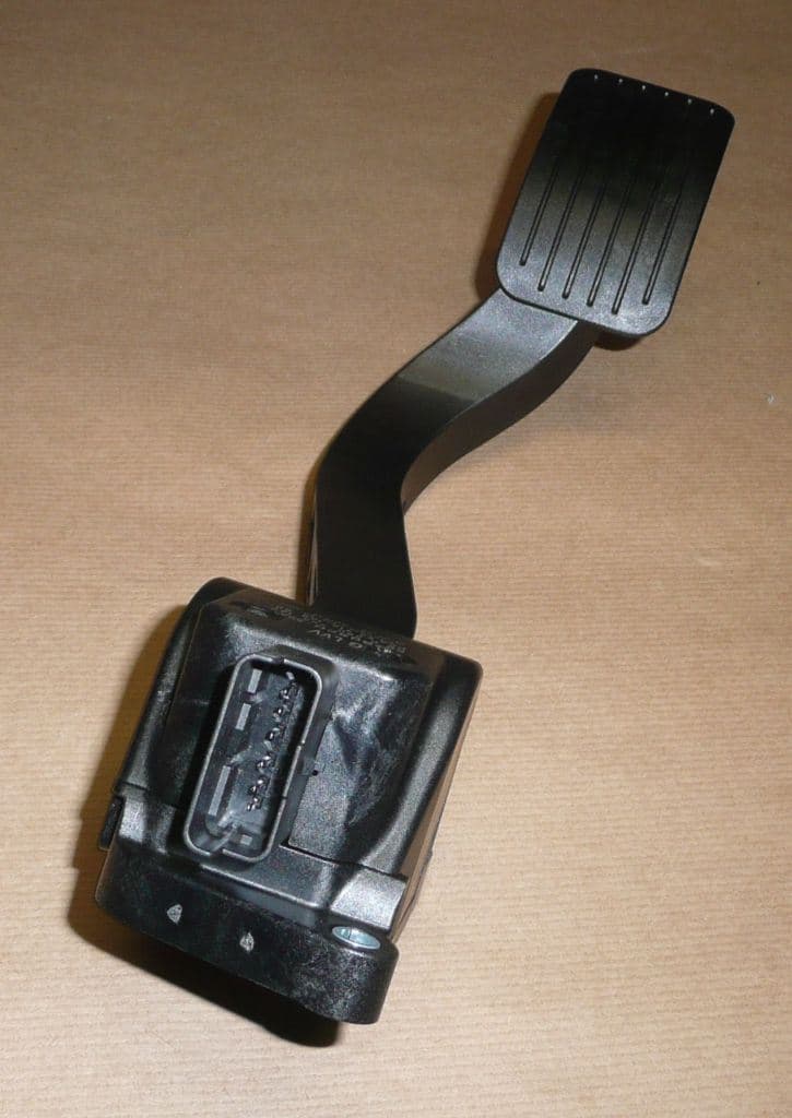 Gaspedal - Citroën Berlingo III/C4 Picasso från Autofrance - bild 4