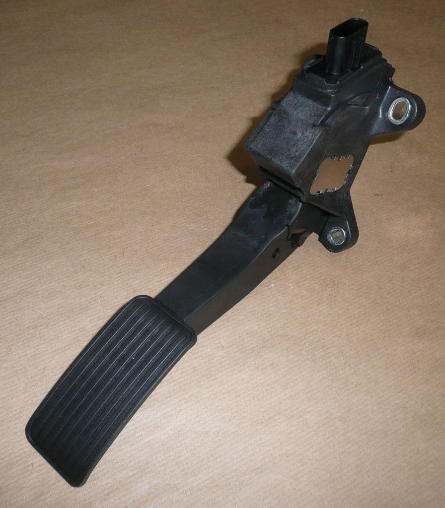 Gaspedal - Citroën C1 P, 107 från Autofrance - bild 3