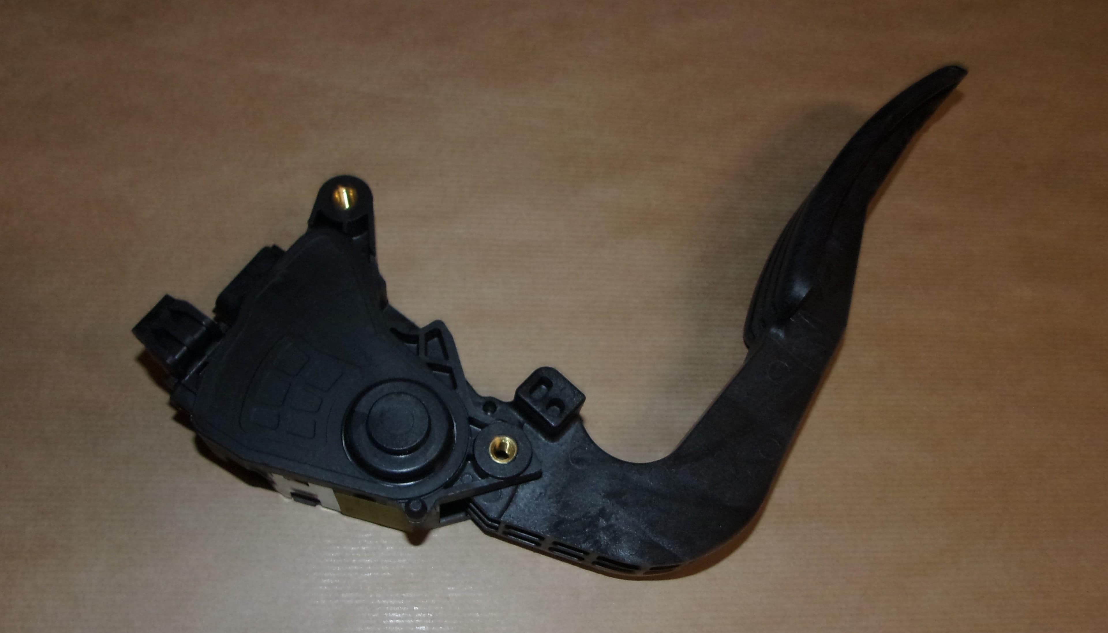 Gaspedal - Dacia Dokker/Lodgy 1.2TCE från Autofrance
