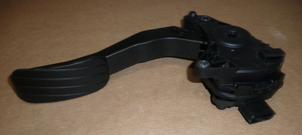 Gaspedal - Renault Master III från Autofrance - bild 2