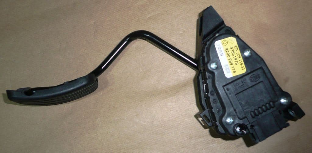 Gaspedalpotentiometer - Renault Trafic II från Autofrance - bild 3