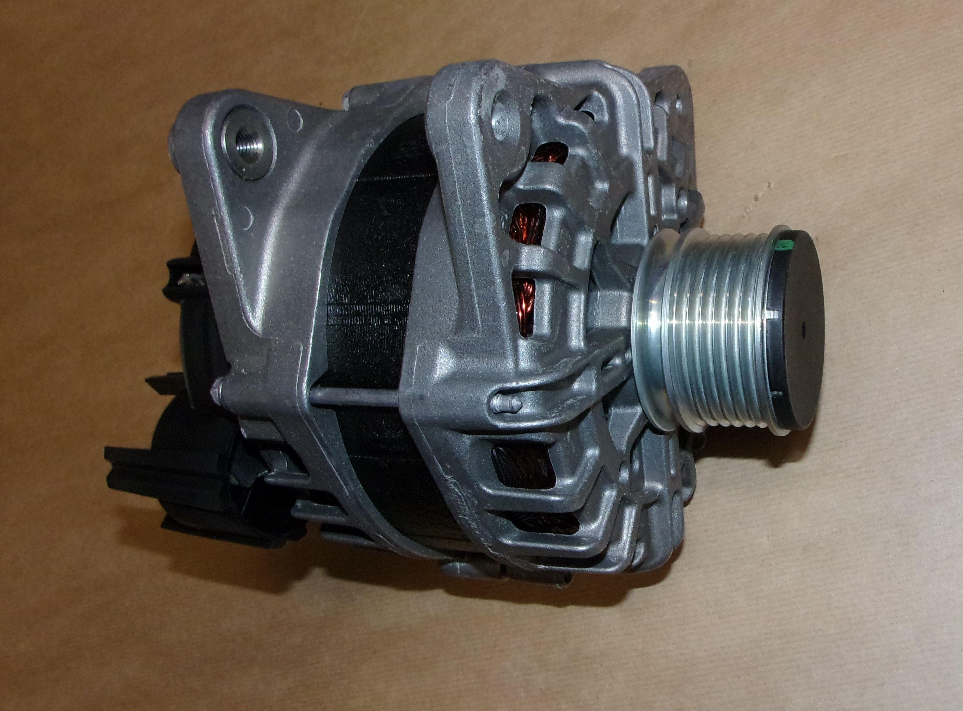 Generator - Renault Captur II 1.5DCI från Autofrance - bild 4