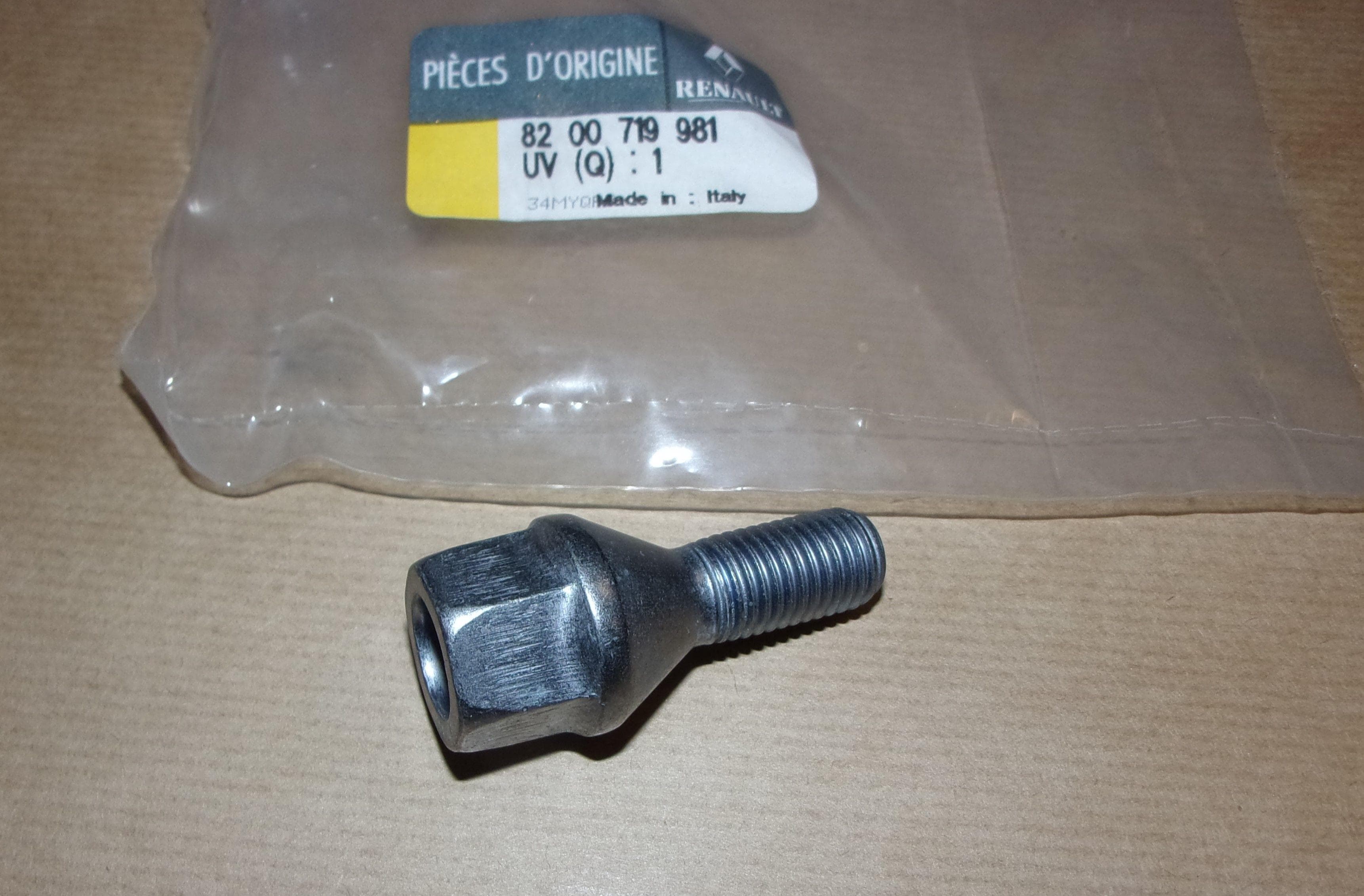 Hjulbult - 12X50 från Autofrance