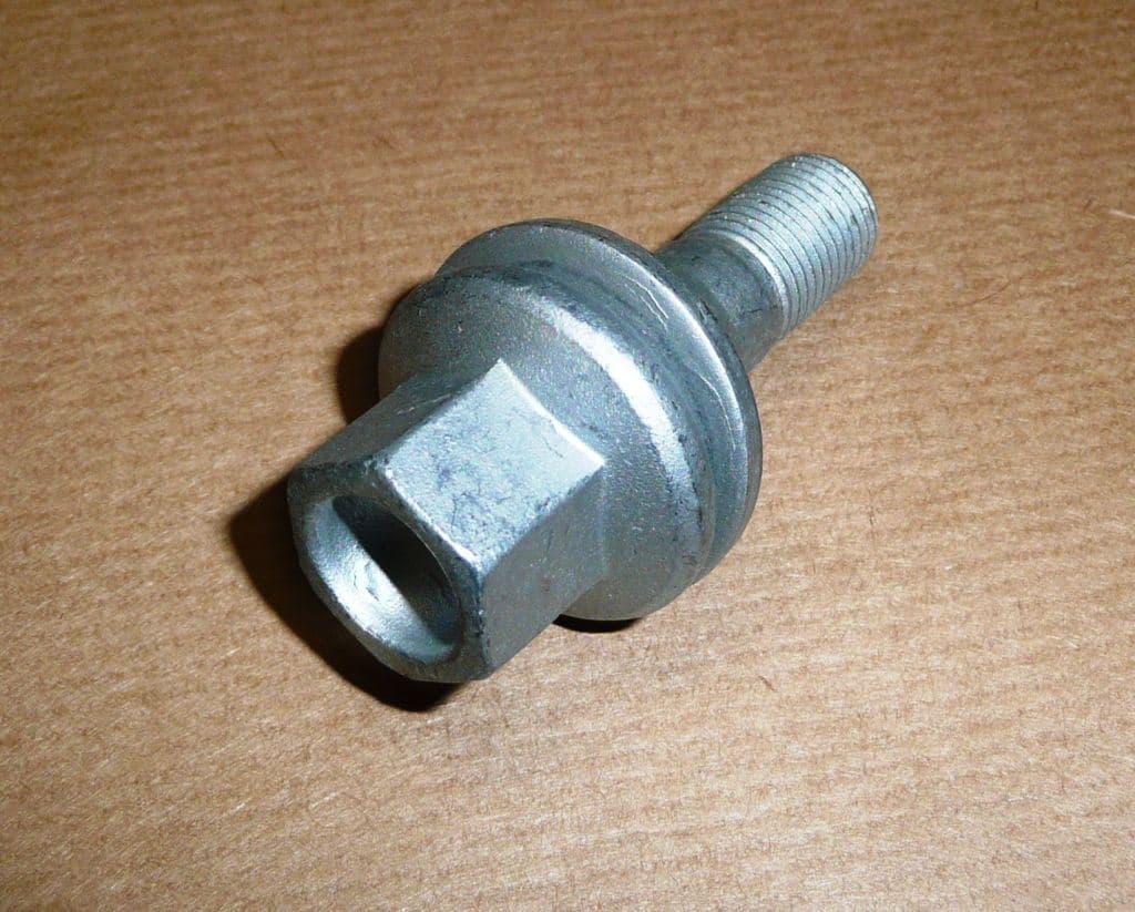 Hjulbult - 17MM PSA från Autofrance - bild 3