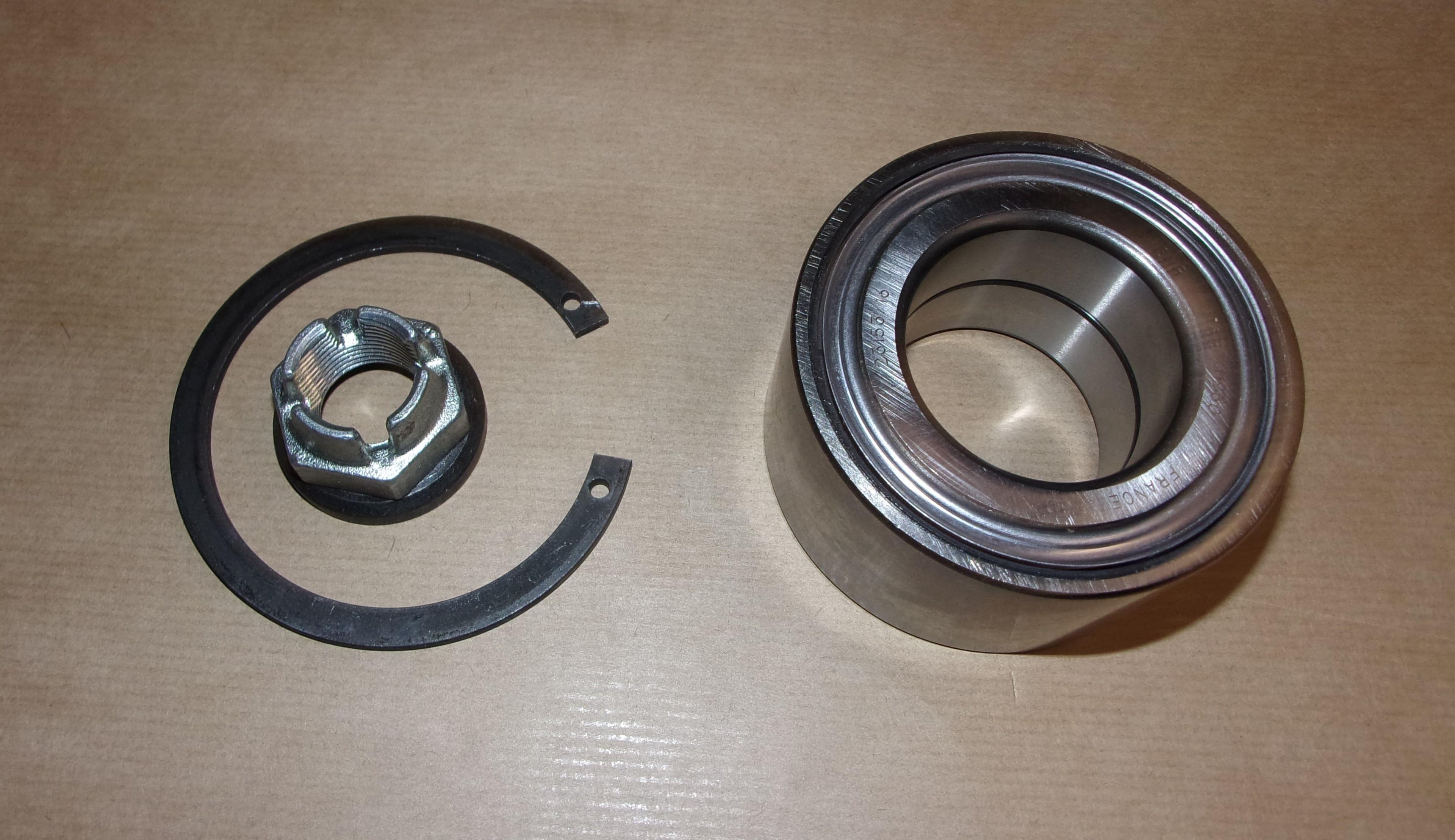 Hjullager Bak Komplett - Dacia Duster 4X4 1.5DCI från Autofrance - bild 2