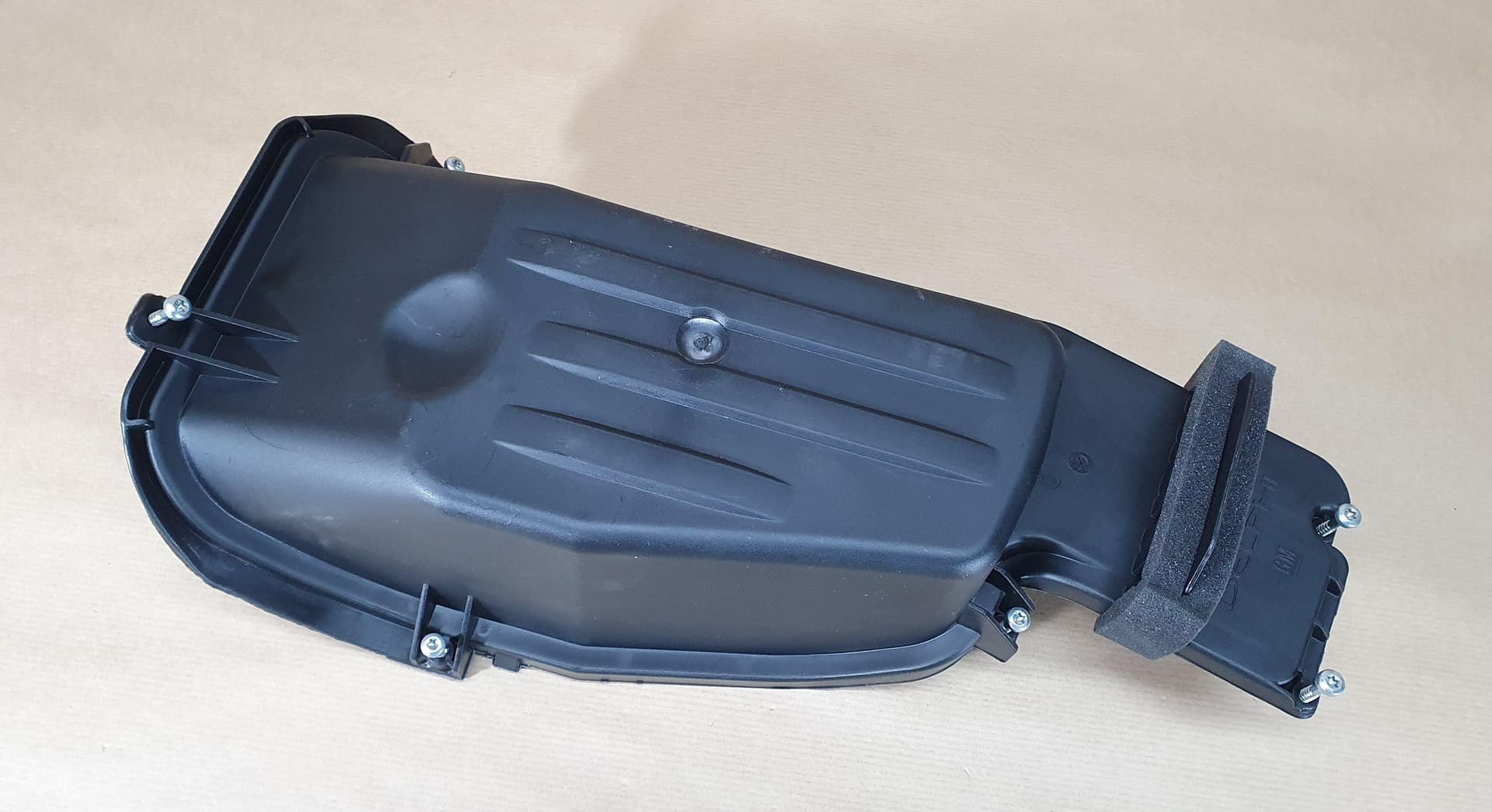 Hus Batteri - A O CORSA C från Autofrance - bild 2