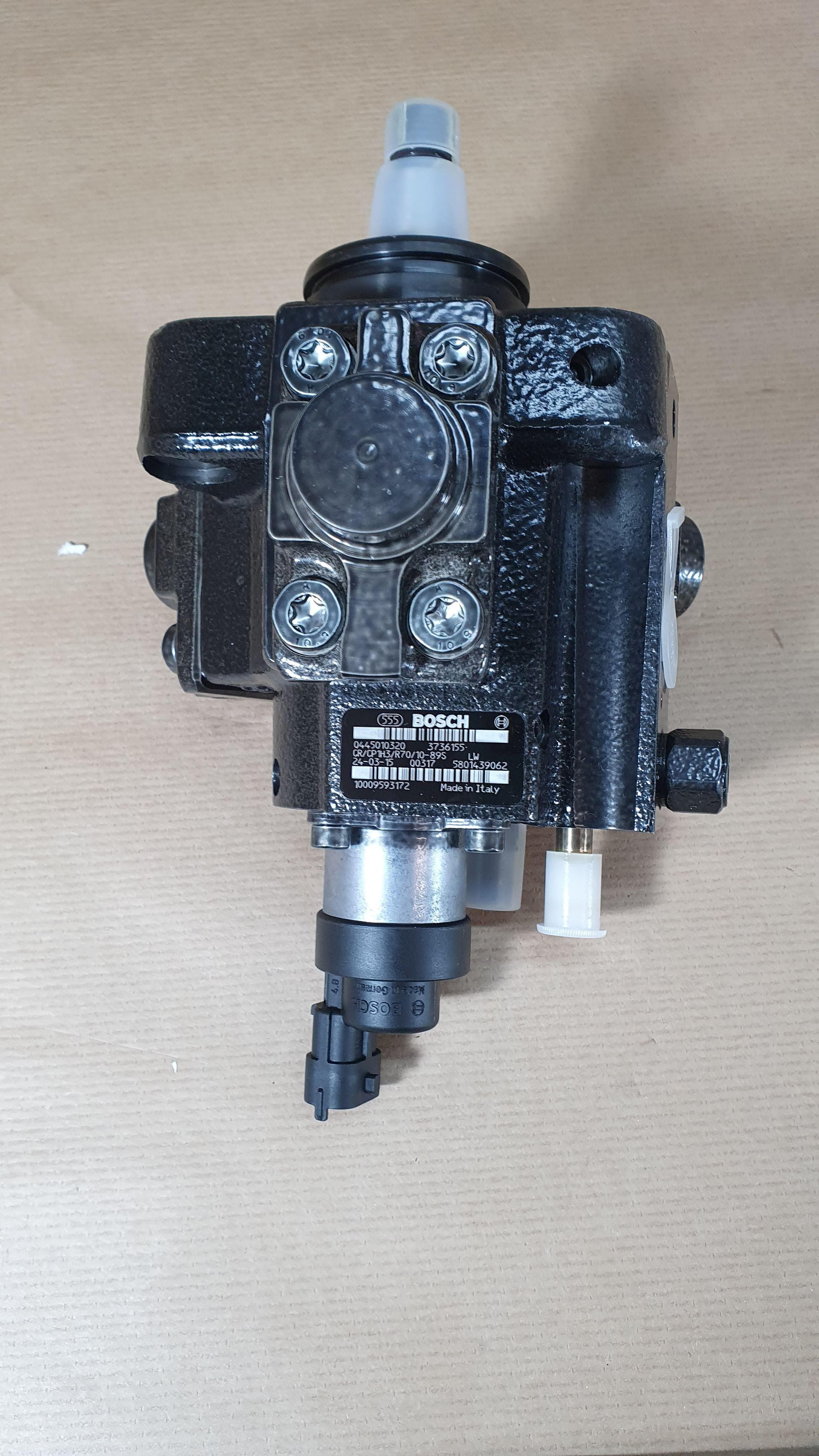 Insprutningspump - I DAILY 2.3D från Autofrance - bild 3