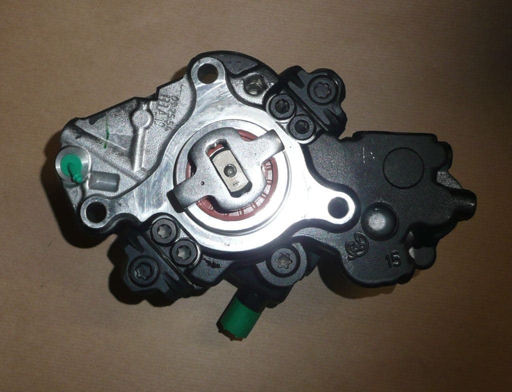 Insprutningspump - Peugeot 3008/5008 2.0HDI från Autofrance - bild 2