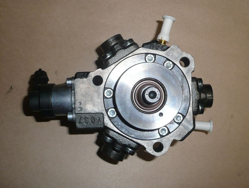 Insprutningspump - Renault Laguna III 2.0DCI från Autofrance - bild 2