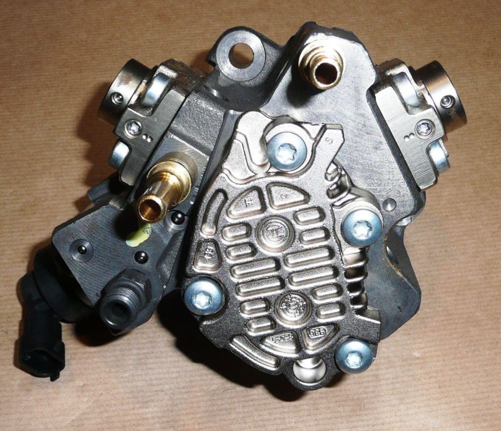 Insprutningspump - Renault Master II 2.5DCI från Autofrance - bild 2