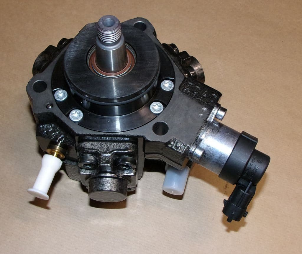 Insprutningspump - Renault Master III 2.3DCI från Autofrance - bild 2