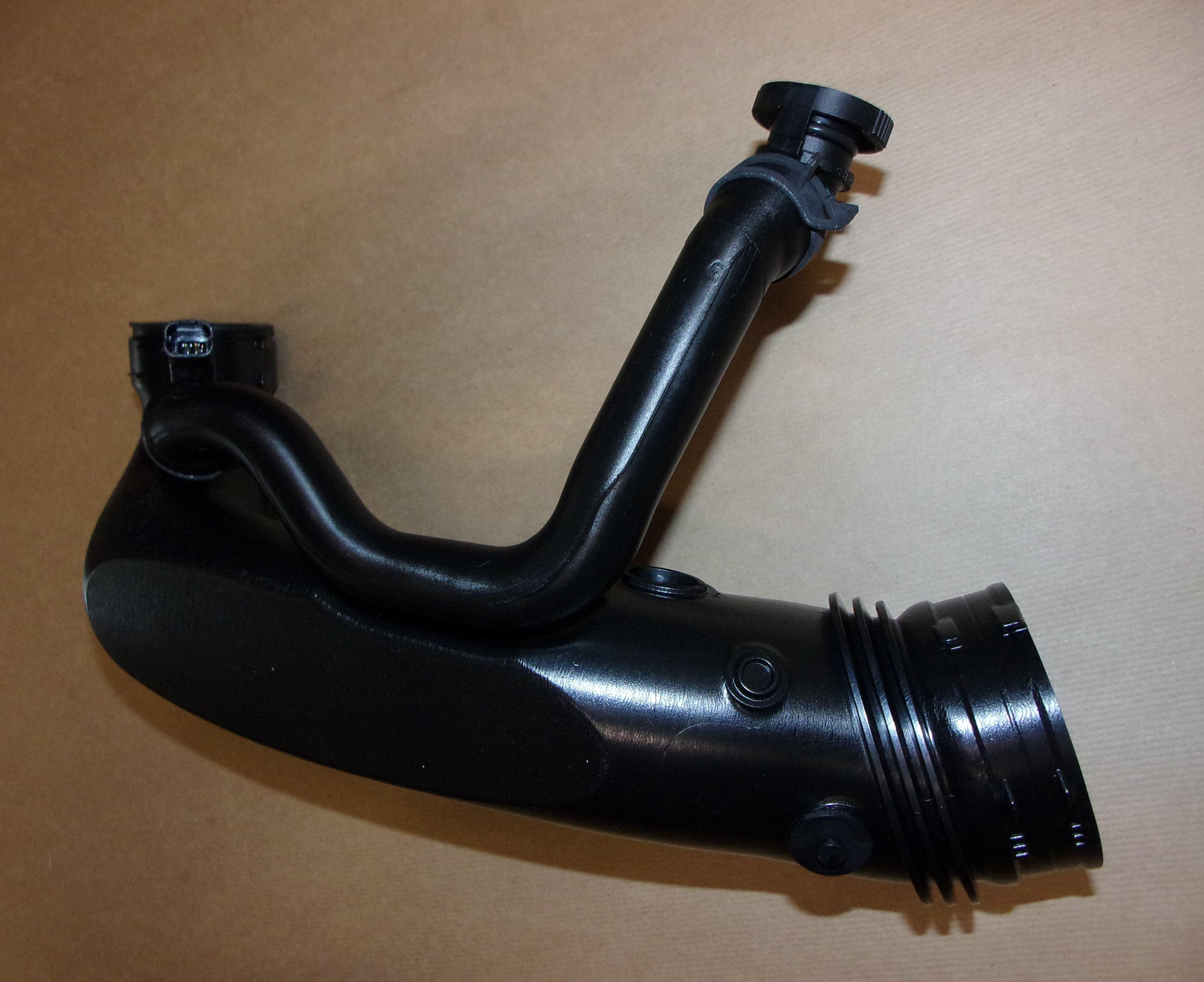 Insugningsslang - Citroën C4/C5(x7)/P207 1.6THP från Autofrance - bild 4