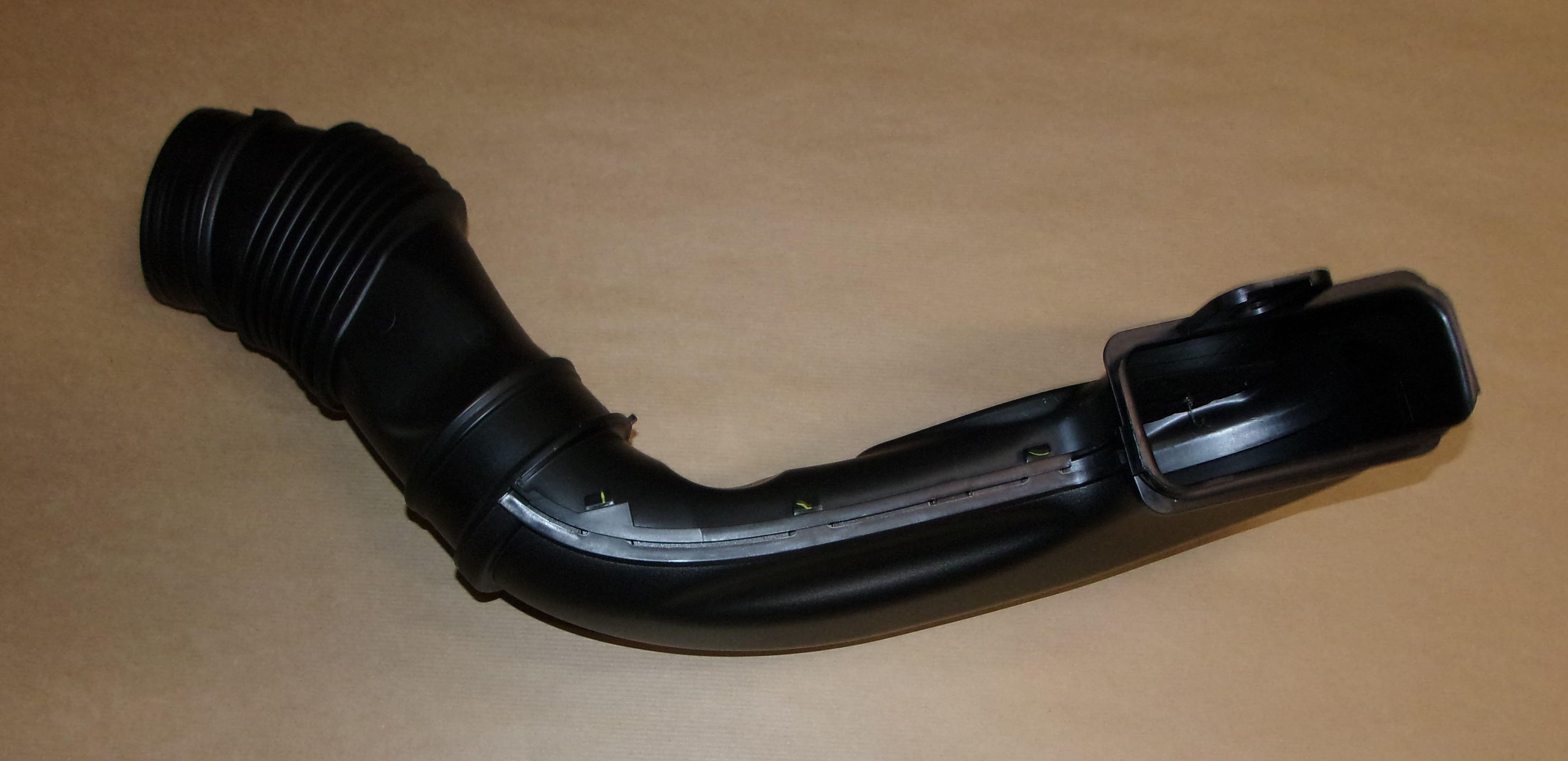 Insugningsslang - Peugeot 407/508 2.0HDI från Autofrance - bild 3
