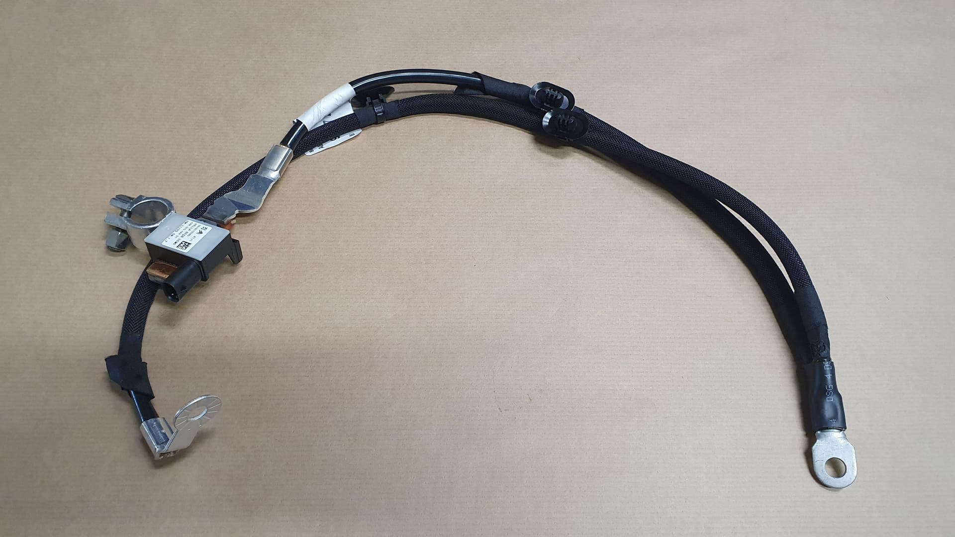 Kabel/terminal - Minus C C3 II från Autofrance