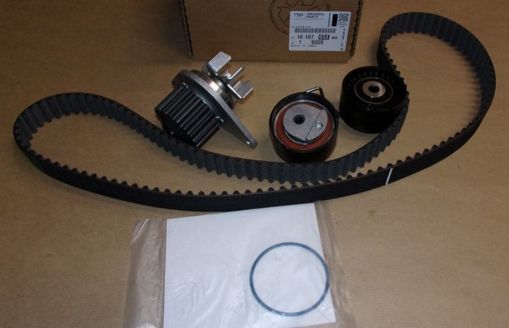 Kamremssats Med Pump - Citroën C2/C3/C4/P1007/206 från Autofrance