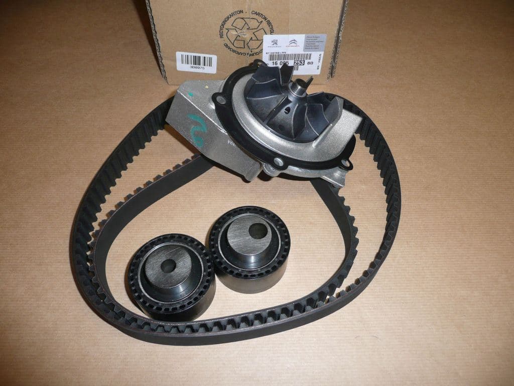 Kamremssats Med Pump - Citroën Jumper III 2.2HDI från Autofrance