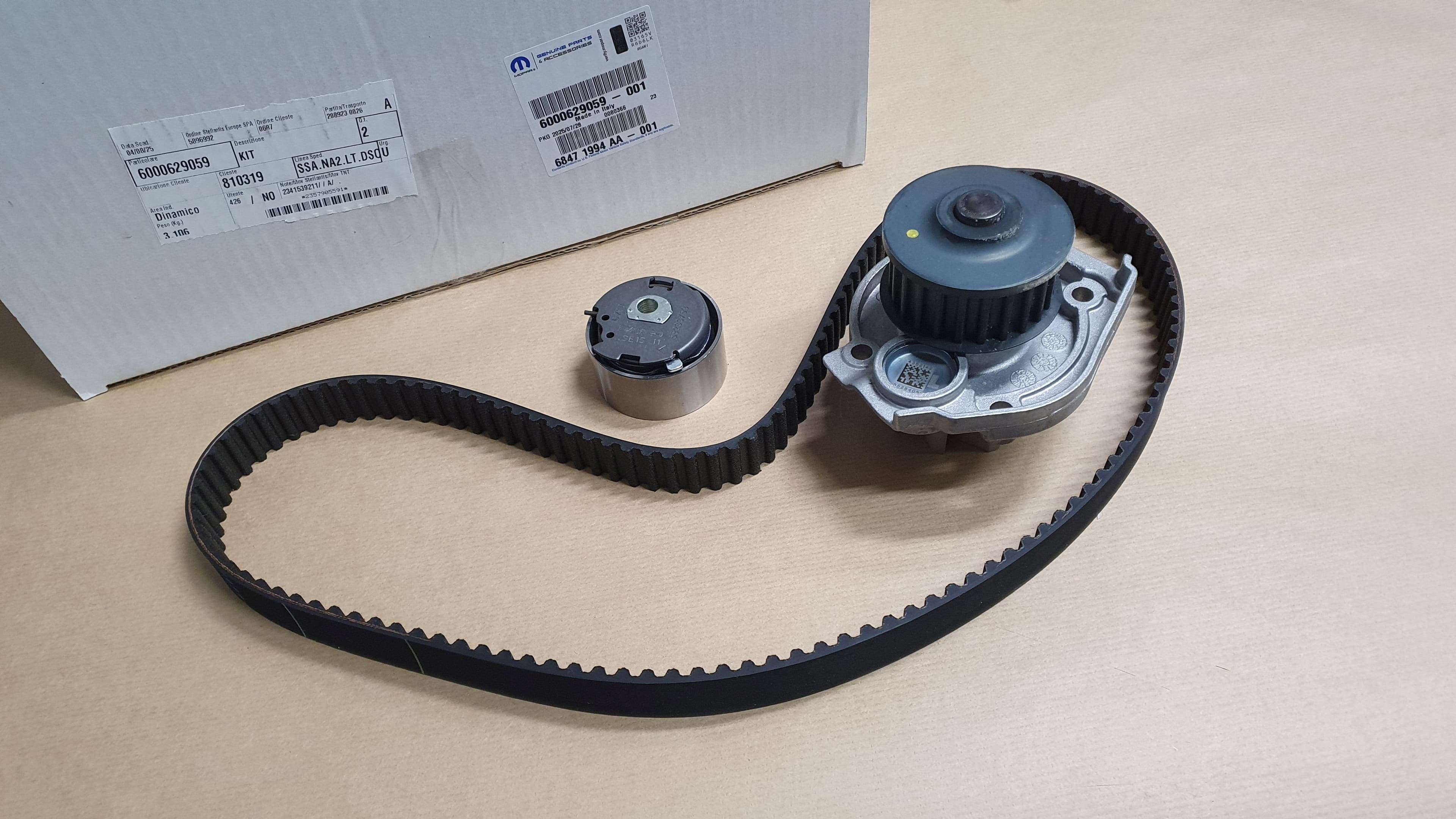 Kamremssats Med Pump - Fiat 500 1.2 från Autofrance