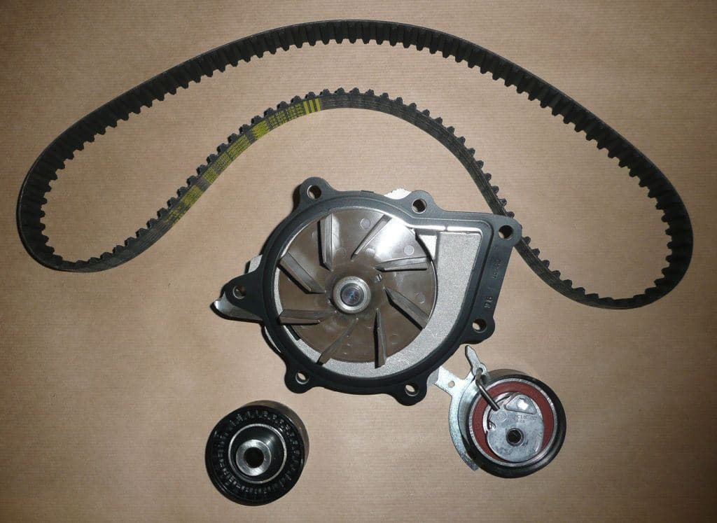 Kamremssats Med Pump - Peugeot 508/407 2.2HDI från Autofrance - bild 2