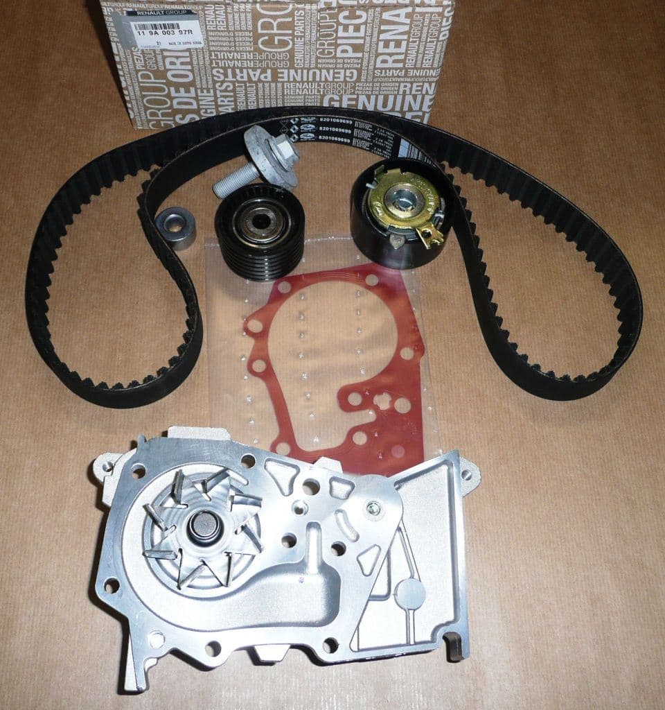 Kamremssats Med Pump - Renault Clio II 1.4/1.6 16V från Autofrance
