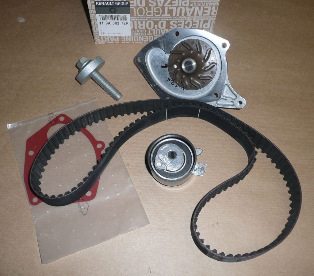 Kamremssats Med Pump - Renault Clio II/III 1.5DCI från Autofrance