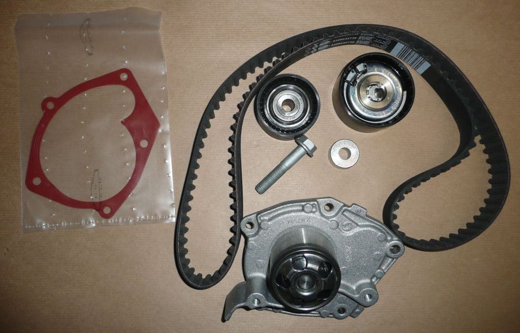 Kamremssats Med Pump - Renault Laguna II 2.0 16V från Autofrance - bild 2