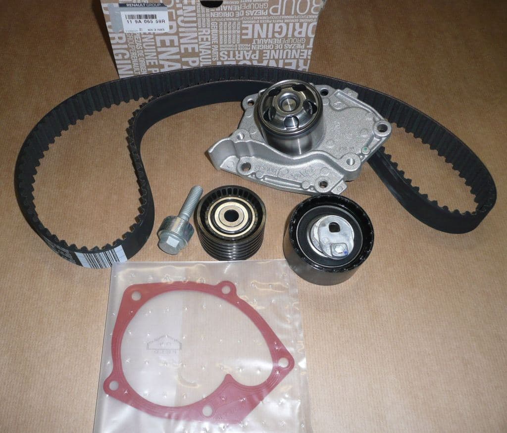 Kamremssats Med Pump - Renault Laguna II/III F4r/p från Autofrance