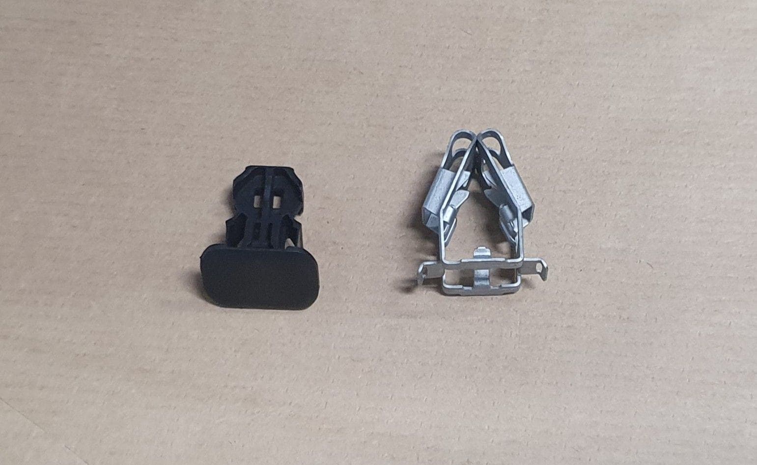Klämma/clips från Autofrance