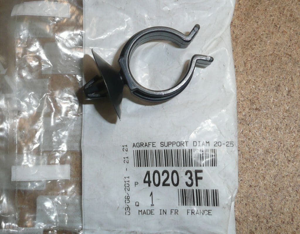 Klämma/clips från Autofrance