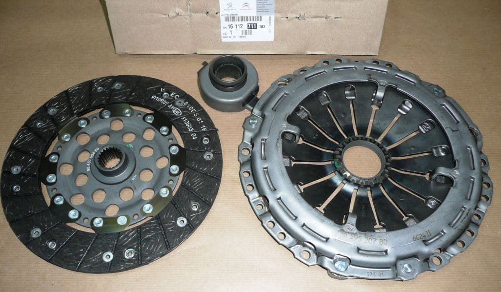 Koppling Sats - Citroën C5/Jumpy, Peugeot 607/807 2.0HDI från Autofrance