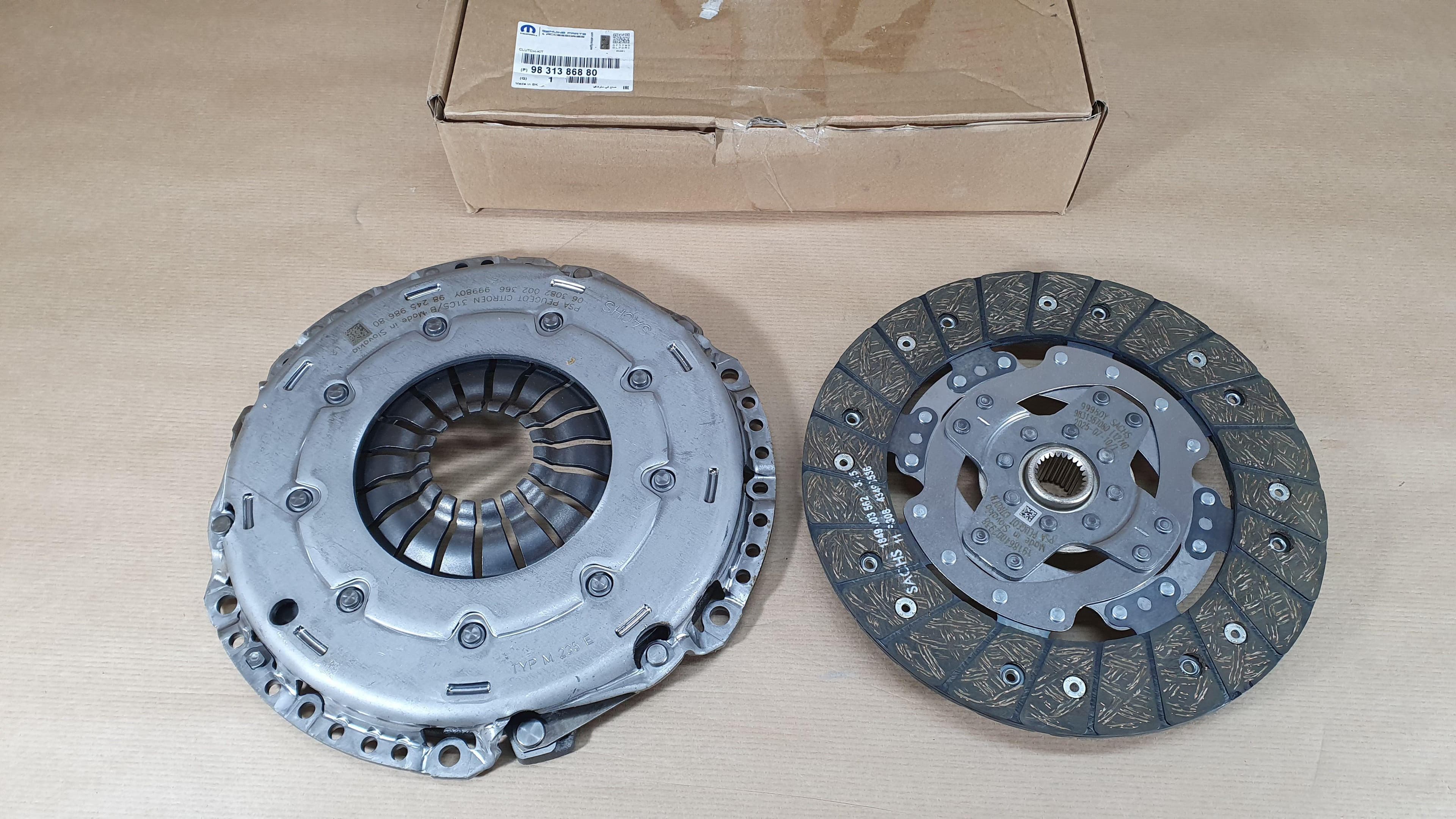 Koppling Sats - Peugeot 3008 1.2THP från Autofrance - bild 2