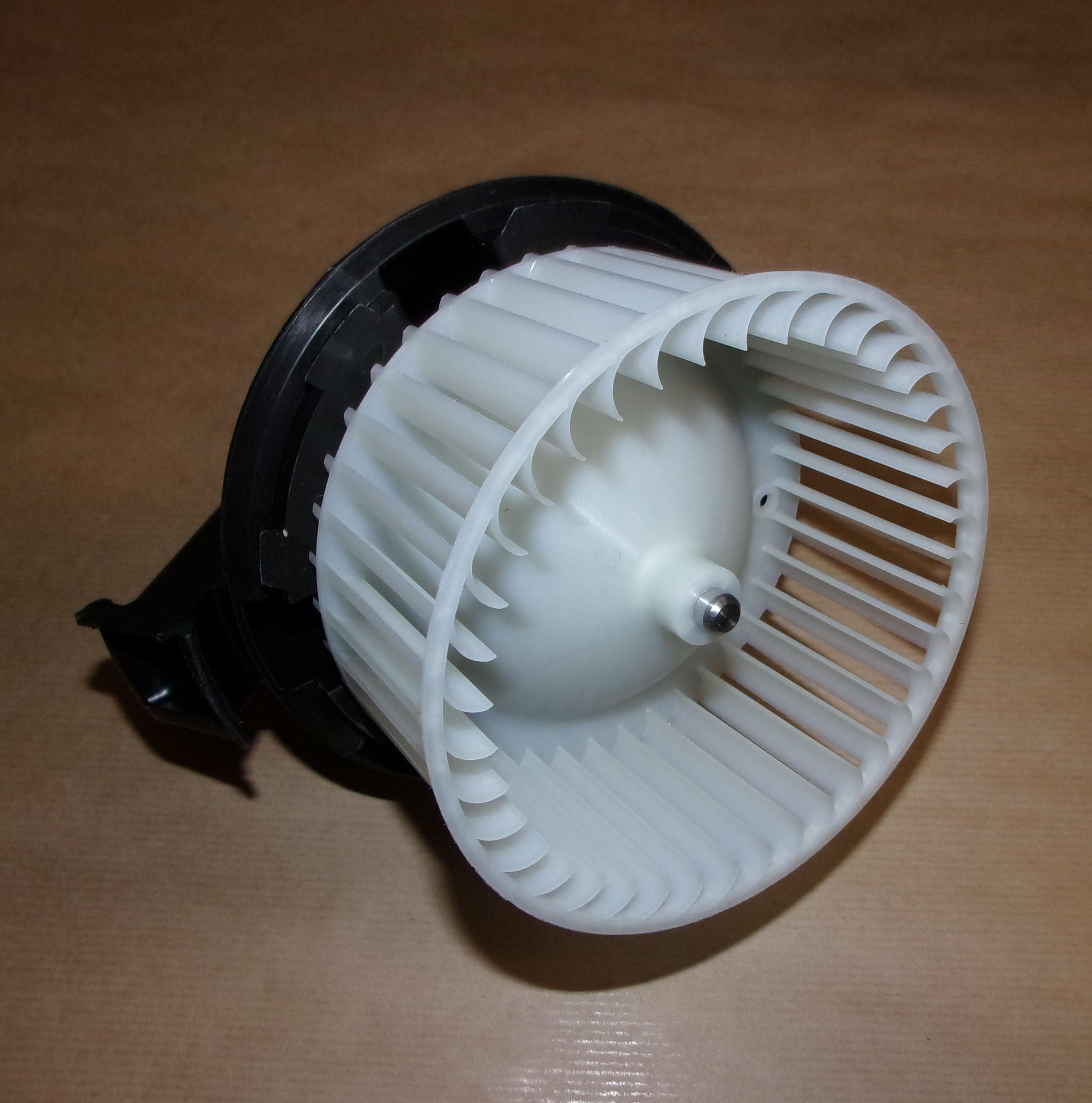 Kupéfläkt - Renault Twingo III från Autofrance - bild 3