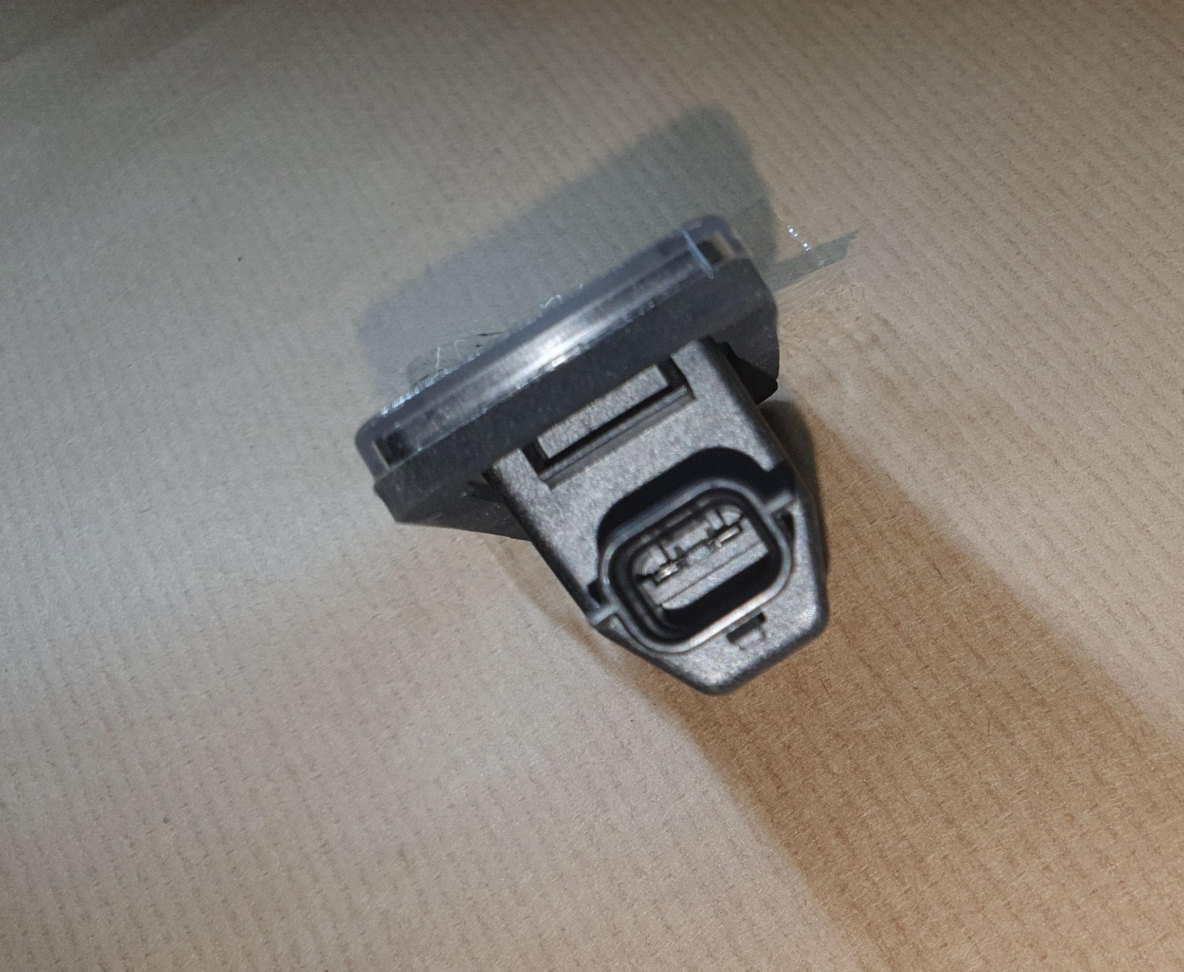 Lampa - Registreringsskylt D DUSTER II från Autofrance - bild 3