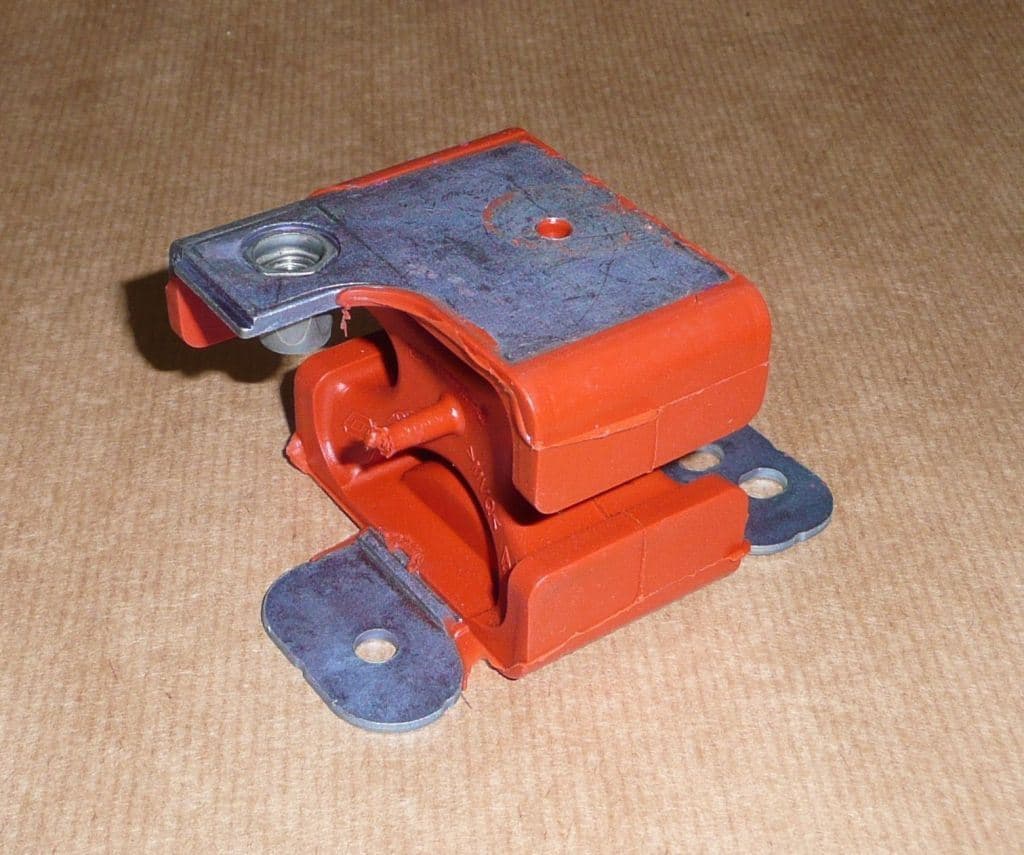 Ljuddämparfäste - Dacia Duster från Autofrance - bild 4