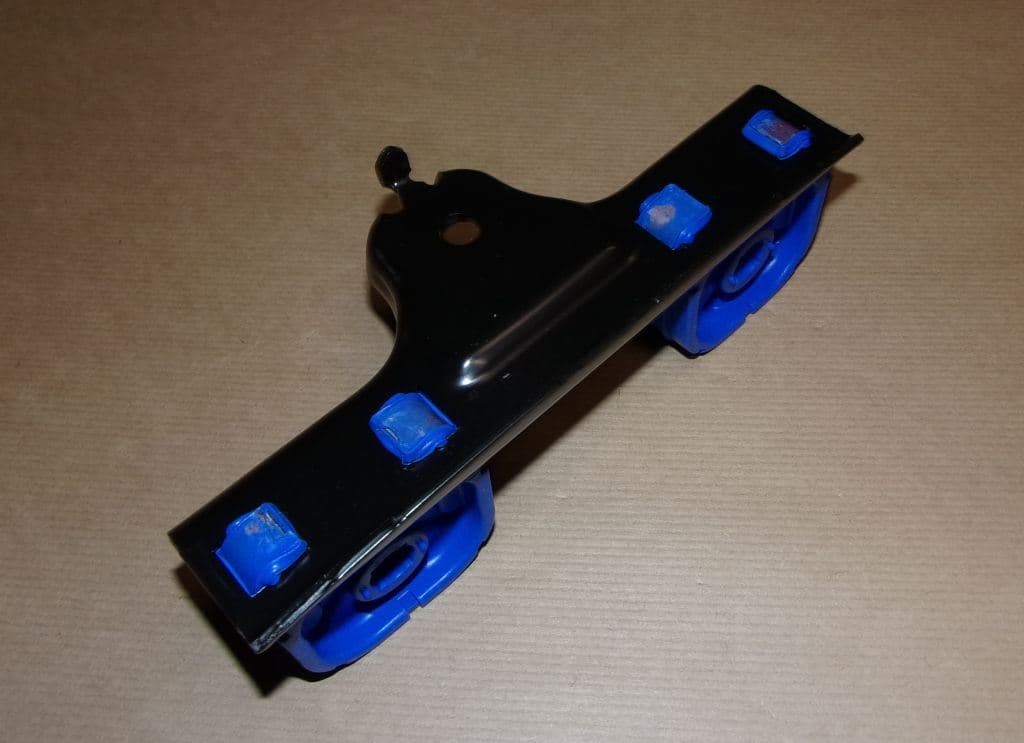 Ljuddämparfäste - Renault Arkana från Autofrance - bild 3