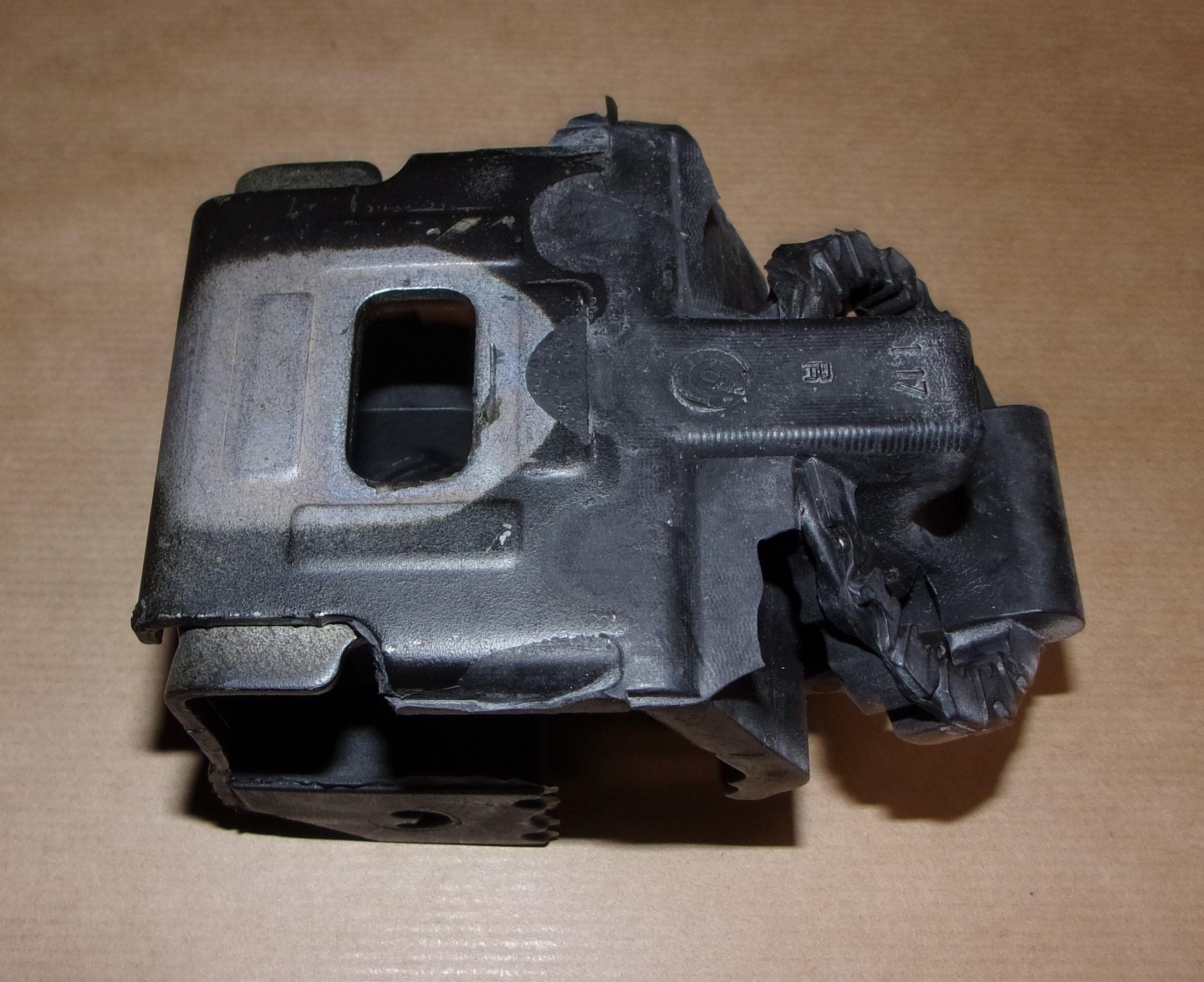 Ljuddämparfäste - Renault Espace IV från Autofrance - bild 2