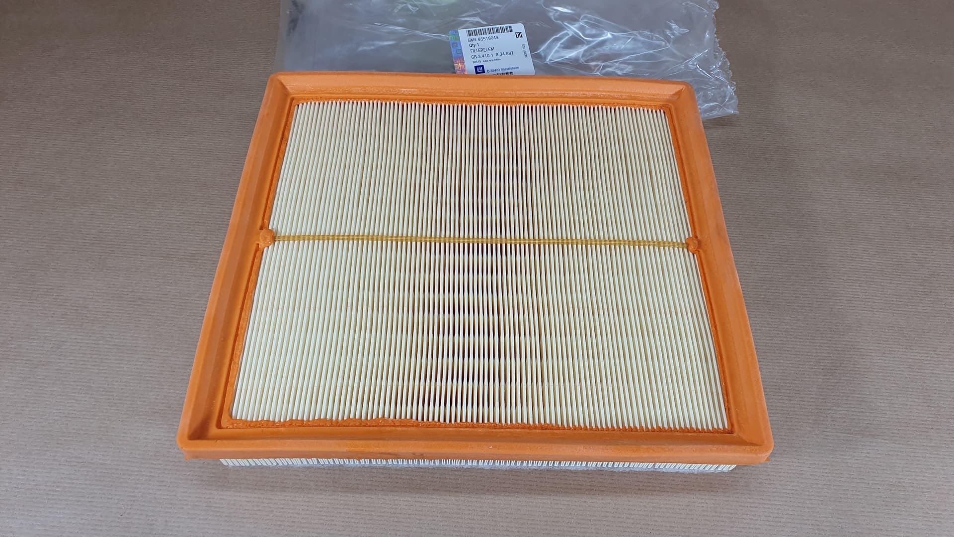 Luftfilter - Opel Vivaro 2.0 2.5 från Autofrance