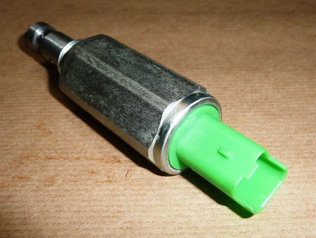 Magnetventil Kamaxeljustering - 2.2 16V från Autofrance - bild 4