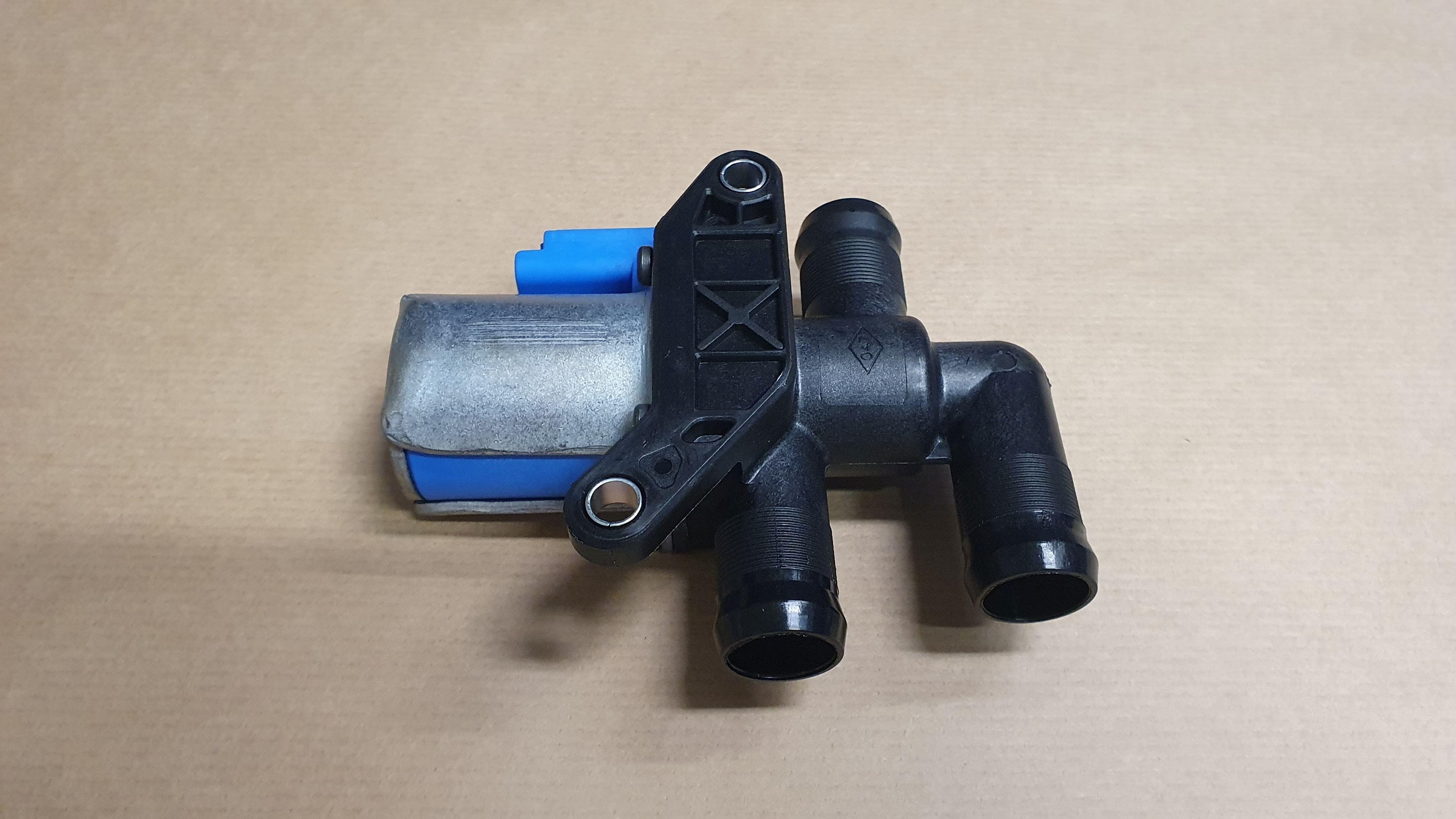 Magnetventil - Värmare R TRAFIC II 2.0DCI från Autofrance - bild 2