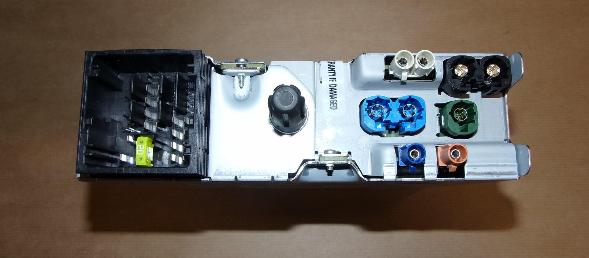Modul - Radio C C5 AIRCROSS 1.2 E-THP från Autofrance - bild 2