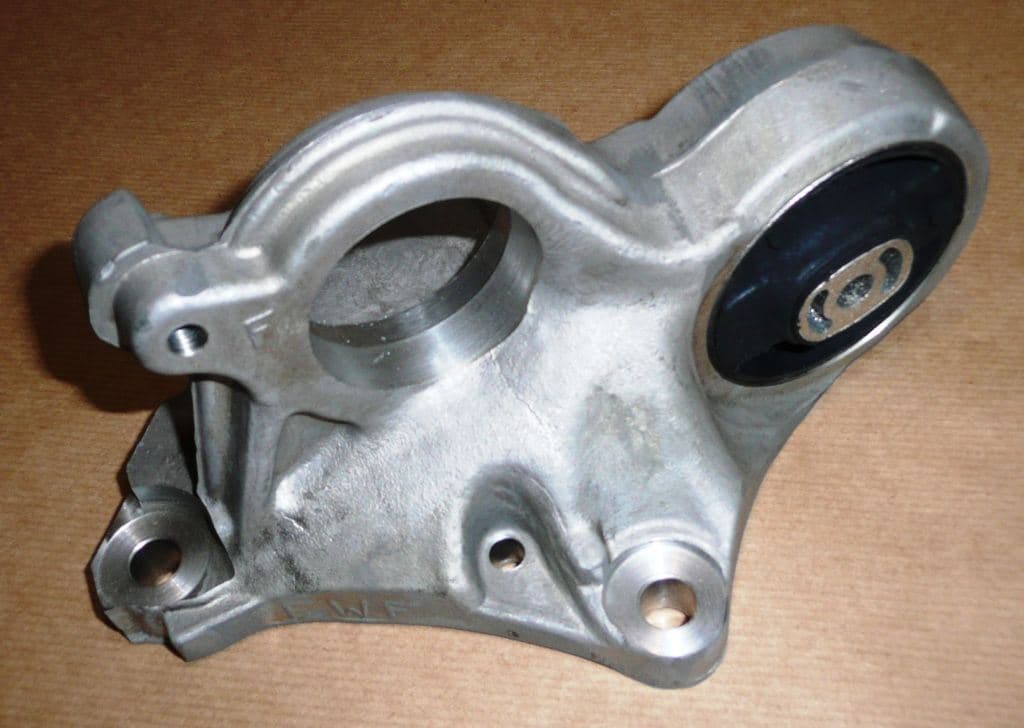 Motorupphängning - Peugeot 407 2/0 16V från Autofrance - bild 3