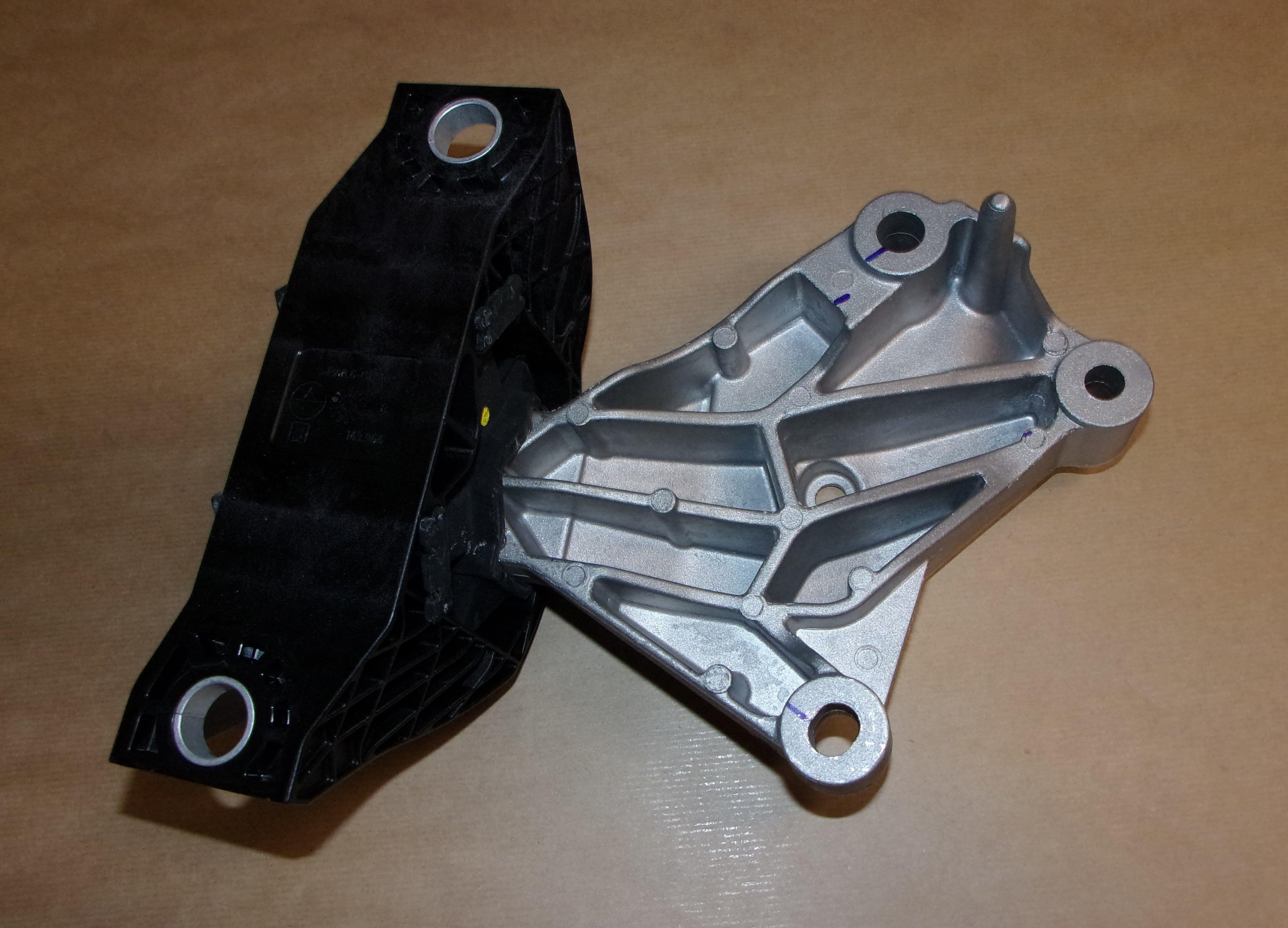 Motorupphängning - Renault Captur/Clio IV 0.9TCE från Autofrance - bild 3