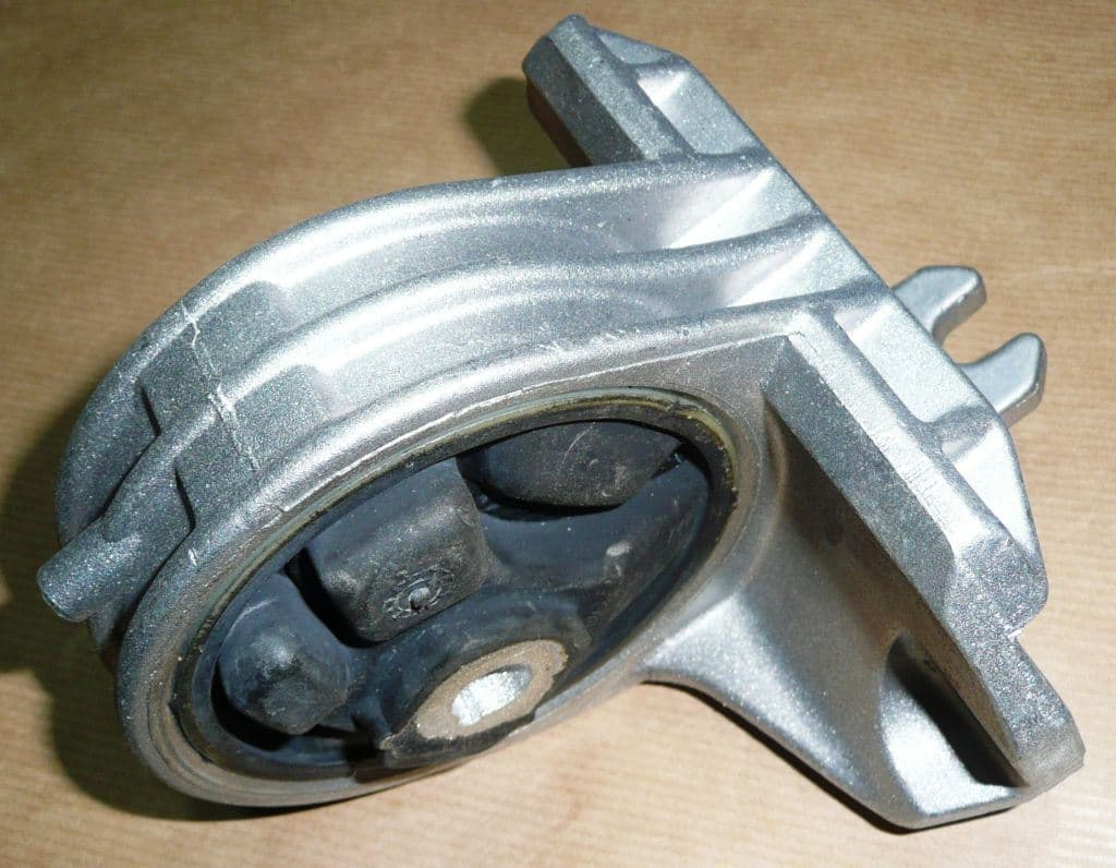 Motorupphängning - Renault R19 från Autofrance - bild 2