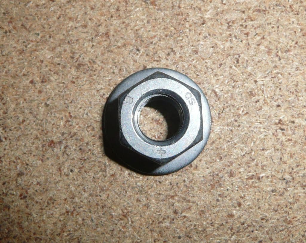 Mutter - 8X125-9,7-13 från Autofrance - bild 2