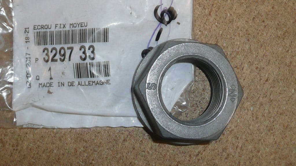 Mutter Drivaxel - Peugeot 205/405 22X1.5 K32